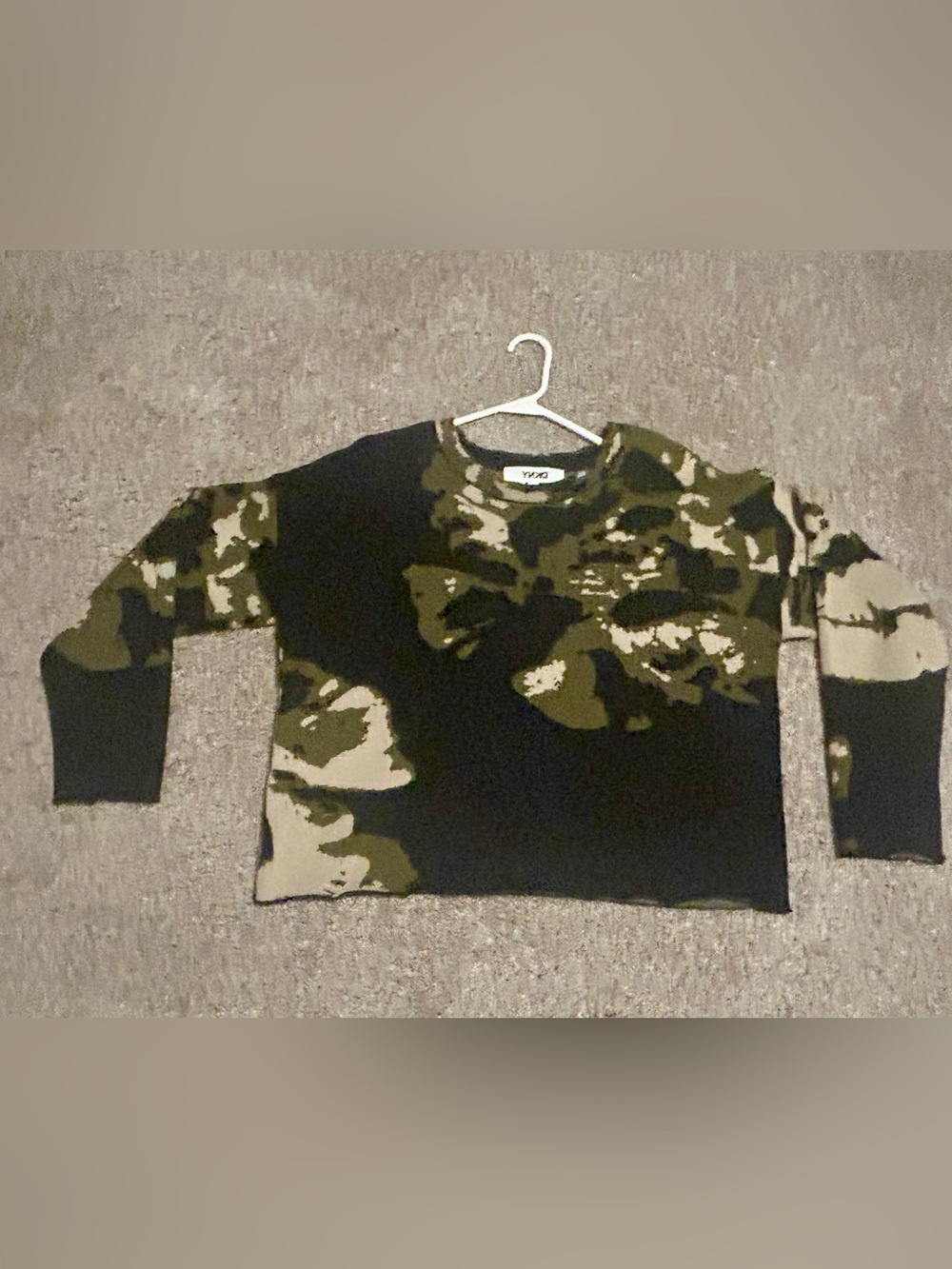 DKNY Kids Camouflage Crewneck Sweatshirt in Olive Green & Black